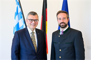 LH-Stv. Stefan Schnöll mit dem bayrischen Staatsminister Florian Herrmann bei seinem Besuch für das Arbeitsgespräch in München.